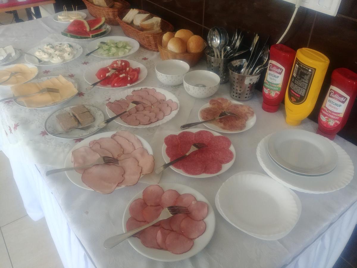 波罗宁 包里科维奇旅馆酒店 外观 照片